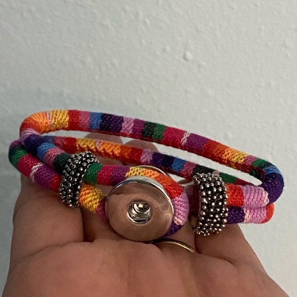 Multi Color 5 de Mayo Bracelet. Spring -Summer - Picture 4 of 10